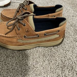 Boys Sperry Boat Shoes worn 1x size 5